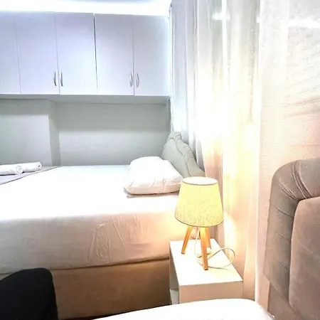 Sunset Apartment *